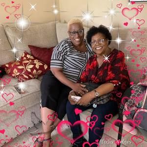 Meet your Posher, Gloria